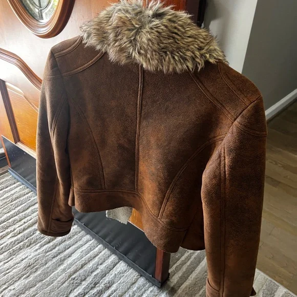 Vigoss Brown Teddy Jacket with Faux Fur Collar - Picture 5 of 6